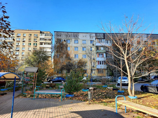 Продам трехкомнатную (3-комн.) квартиру, Тимошенко ул, 20/1, Ростов-на-Дону г