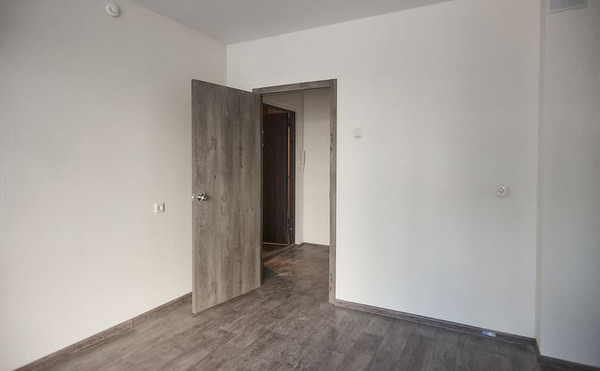 Продам двухкомнатную (2-комн.) квартиру, Академика Парина ул, 13к2, Екатеринбург г