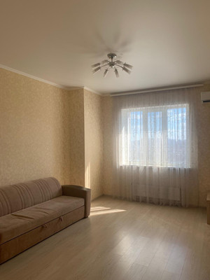 Продам двухкомнатную (2-комн.) квартиру, Павлюхина ул, 110В, Казань г