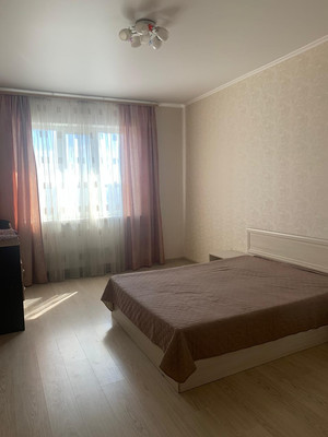 Продам двухкомнатную (2-комн.) квартиру, Павлюхина ул, 110В, Казань г