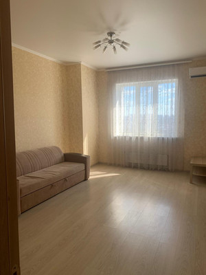 Продам двухкомнатную (2-комн.) квартиру, Павлюхина ул, 110В, Казань г
