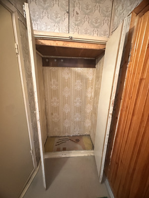 Продам однокомнатную (1-комн.) квартиру, Трудящихся б-р, 4, Колпино г