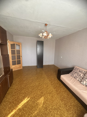 Продам однокомнатную (1-комн.) квартиру, Трудящихся б-р, 4, Колпино г