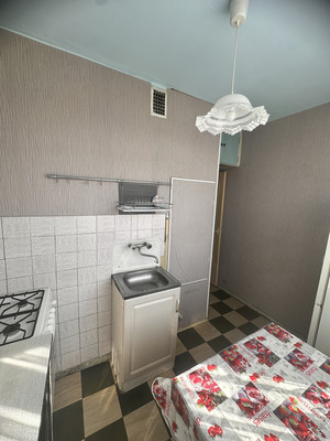 Продам однокомнатную (1-комн.) квартиру, Трудящихся б-р, 4, Колпино г