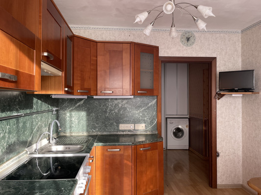 Продам трехкомнатную (3-комн.) квартиру, Осипенко ул, 5ка, Жуковский г