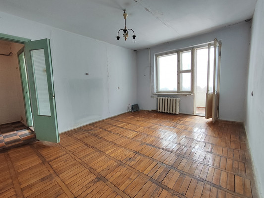 Продам двухкомнатную (2-комн.) квартиру, Ворошилова ул, 1, Апшеронск г
