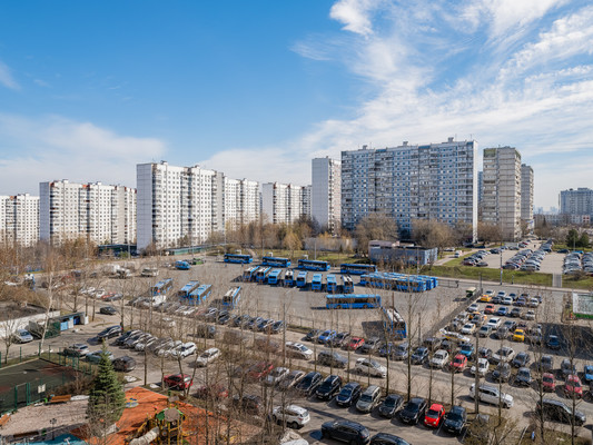 Продам многокомнатную квартиру, Осенняя ул, 14, Москва г