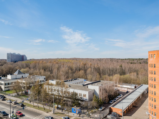 Продам многокомнатную квартиру, Осенняя ул, 14, Москва г