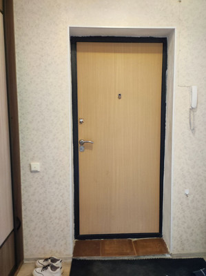 Продам двухкомнатную (2-комн.) квартиру, 34-й мкр, 13кВ, Октябрьский г