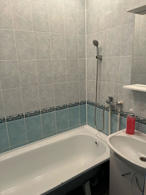 Продам двухкомнатную (2-комн.) квартиру, 34-й мкр, 13кВ, Октябрьский г
