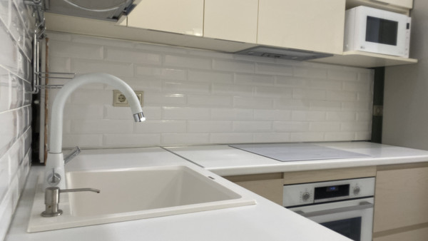 Продам двухкомнатную (2-комн.) квартиру, Крымская ул, 9, Раменское г