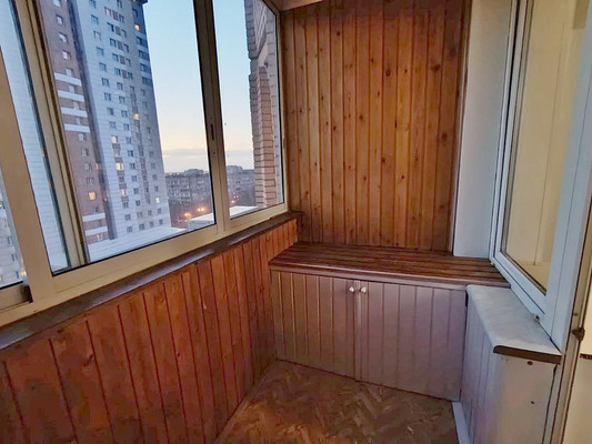 Продам двухкомнатную (2-комн.) квартиру, Пушкинская (Юбилейный мкр) ул, 13, Королев г