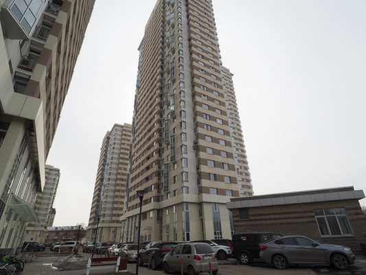 Продам многокомнатную квартиру, Погонный проезд, 3Ак2, Москва г