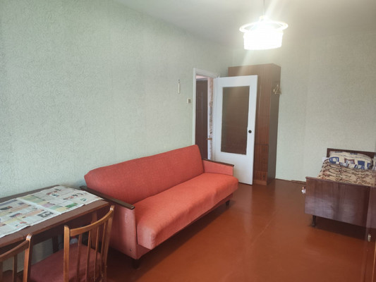 Продам однокомнатную (1-комн.) квартиру, Маршала Жукова ул, 3, Симферополь г