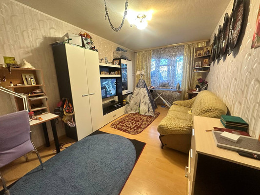 Продам многокомнатную квартиру, Крупской ул, 42, Мурманск г
