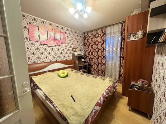 Продам многокомнатную квартиру, Крупской ул, 42, Мурманск г
