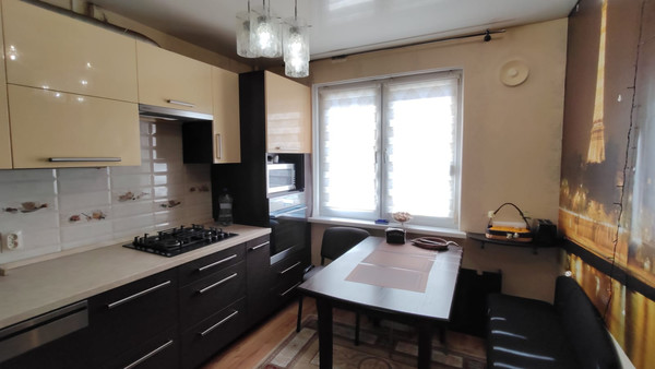Продам двухкомнатную (2-комн.) квартиру, Старшины Дадаева ул, 59, Калининград г
