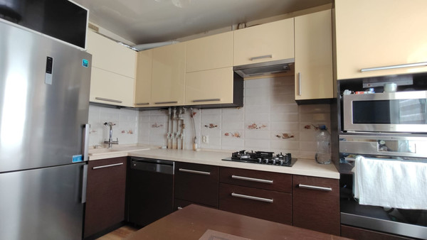 Продам двухкомнатную (2-комн.) квартиру, Старшины Дадаева ул, 59, Калининград г