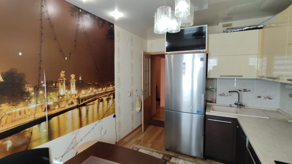 Продам двухкомнатную (2-комн.) квартиру, Старшины Дадаева ул, 59, Калининград г