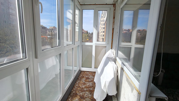 Продам двухкомнатную (2-комн.) квартиру, Старшины Дадаева ул, 59, Калининград г
