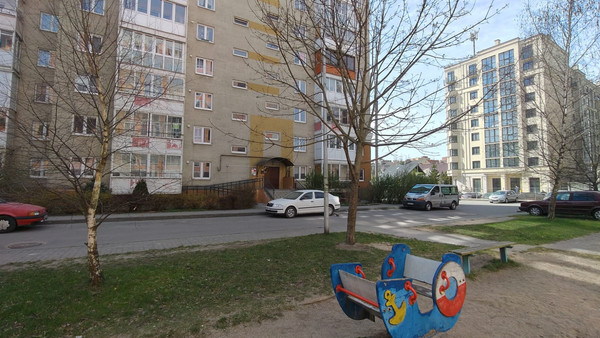 Продам двухкомнатную (2-комн.) квартиру, Старшины Дадаева ул, 59, Калининград г