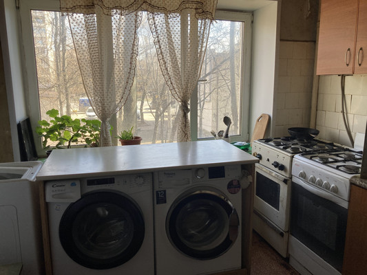 Продам комнату в 6-комн. квартире, Гагарина ул, 5, Жуковский г