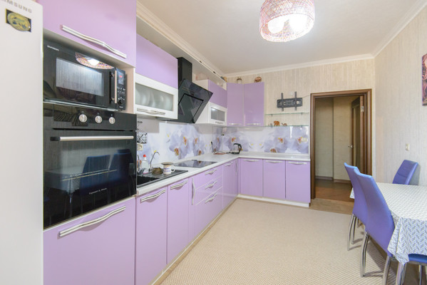 Продам трехкомнатную (3-комн.) квартиру, 20-я линия ул, 43, Ростов-на-Дону г