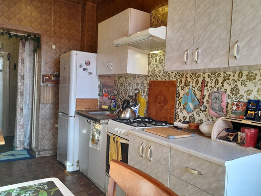 Продам двухкомнатную (2-комн.) квартиру, Ленина пр-кт, 80, Мурманск г