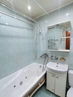 Продам двухкомнатную (2-комн.) квартиру, Кирова пр-кт, 31, Мурманск г