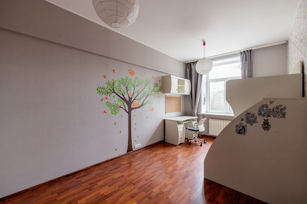 Продам многокомнатную квартиру, Бориса Галушкина ул, 26, Москва г