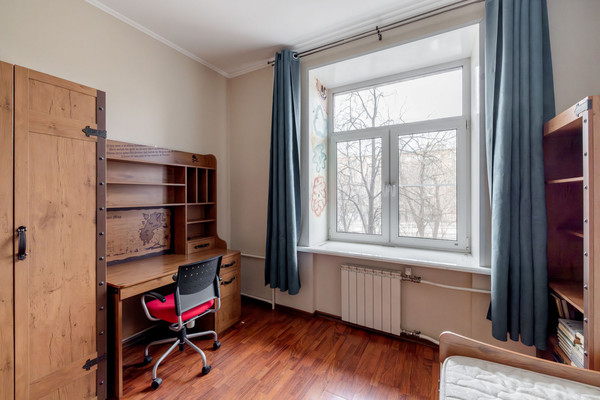 Продам многокомнатную квартиру, Бориса Галушкина ул, 26, Москва г