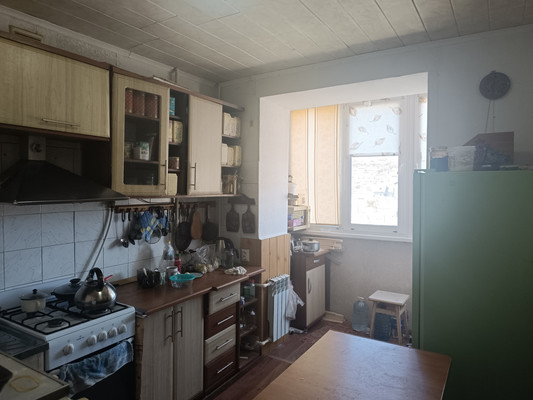 Продам трехкомнатную (3-комн.) квартиру, Туристов ул, 8к5, Симферополь г
