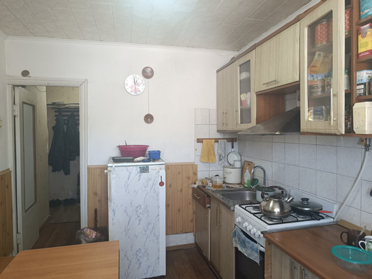Продам трехкомнатную (3-комн.) квартиру, Туристов ул, 8к5, Симферополь г