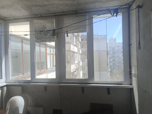 Продам трехкомнатную (3-комн.) квартиру, Туристов ул, 8к5, Симферополь г