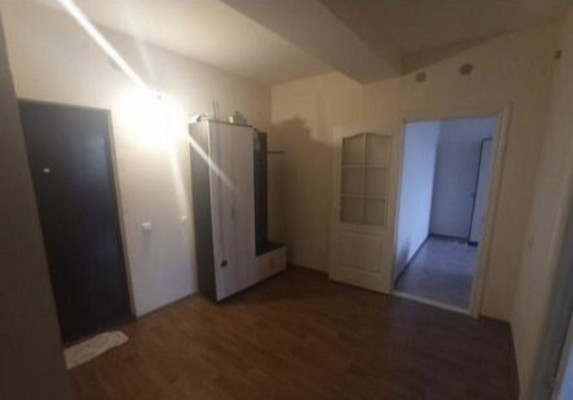Продам двухкомнатную (2-комн.) квартиру, Кантар ул, 3, Симферополь г