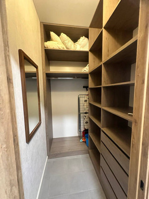 Продам однокомнатную (1-комн.) квартиру, Александра Суворова пр-кт, 15к10, Симферополь г