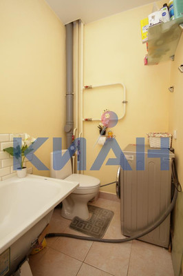 Продам однокомнатную (1-комн.) квартиру, Норильская ул, 16ки, Красноярск г