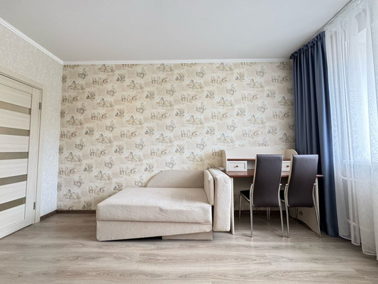 Продам двухкомнатную (2-комн.) квартиру, Дуки ул, 59/11, Брянск г