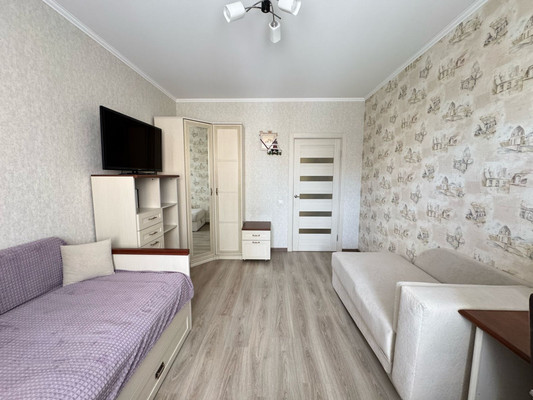 Продам двухкомнатную (2-комн.) квартиру, Дуки ул, 59/11, Брянск г