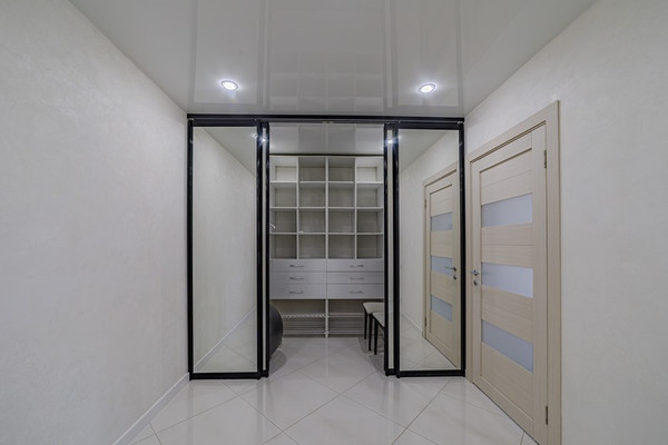 Продам трехкомнатную (3-комн.) квартиру, Володарского ул, 9А, Пенза г