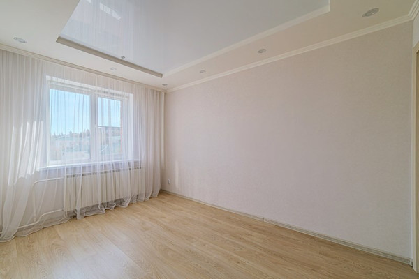 Продам трехкомнатную (3-комн.) квартиру, Володарского ул, 9А, Пенза г