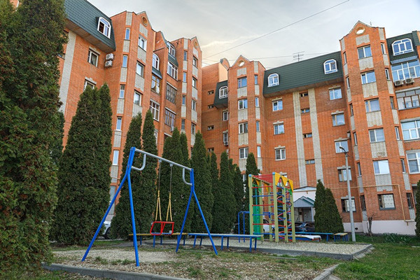 Продам трехкомнатную (3-комн.) квартиру, Володарского ул, 9А, Пенза г