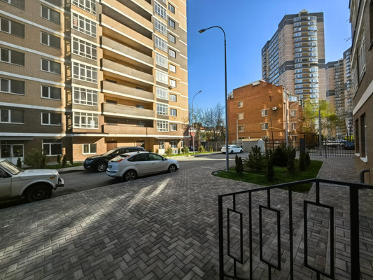 Продам однокомнатную (1-комн.) квартиру, Клубная ул, 8, Ростов-на-Дону г