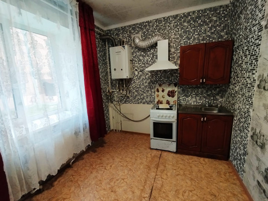 Продам однокомнатную (1-комн.) квартиру, Ленина ул, 245к3, Апшеронск г