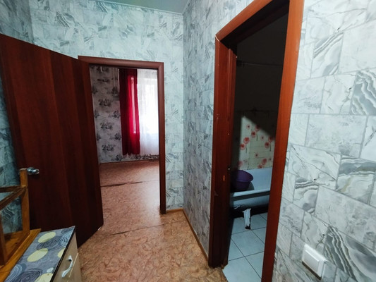 Продам однокомнатную (1-комн.) квартиру, Ленина ул, 245к3, Апшеронск г