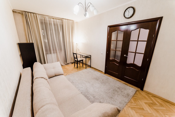 Продам однокомнатную (1-комн.) квартиру, Кутузовский пр-кт, 15, Москва г