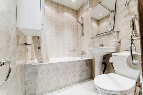 Продам однокомнатную (1-комн.) квартиру, Кутузовский пр-кт, 15, Москва г