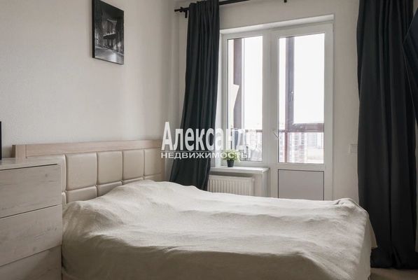 Продам двухкомнатную (2-комн.) квартиру, Английская ул, 8, Бугры п