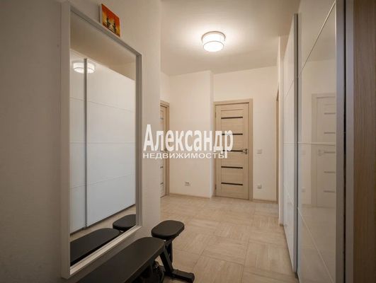 Продам двухкомнатную (2-комн.) квартиру, Английская ул, 8, Бугры п