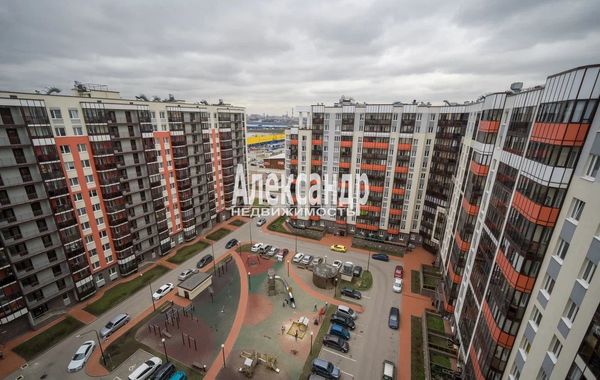 Продам двухкомнатную (2-комн.) квартиру, Английская ул, 8, Бугры п